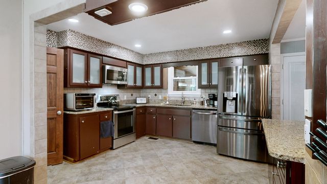 215 Maple Way, Mount Juliet, TN 37122