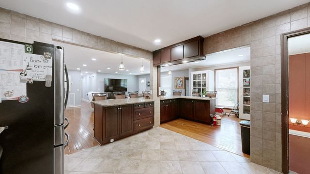 215 Maple Way, Mount Juliet, TN 37122