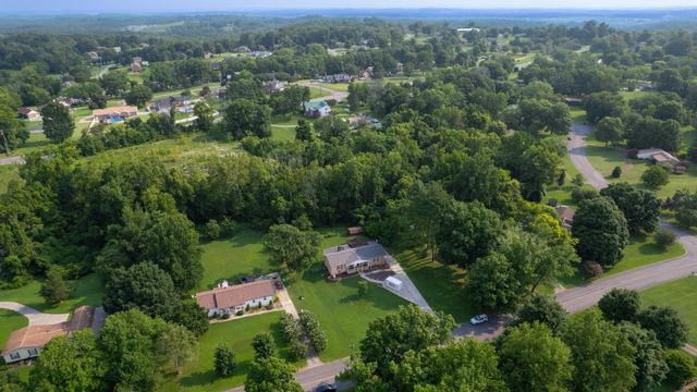 215 Maple Way, Mount Juliet, TN 37122