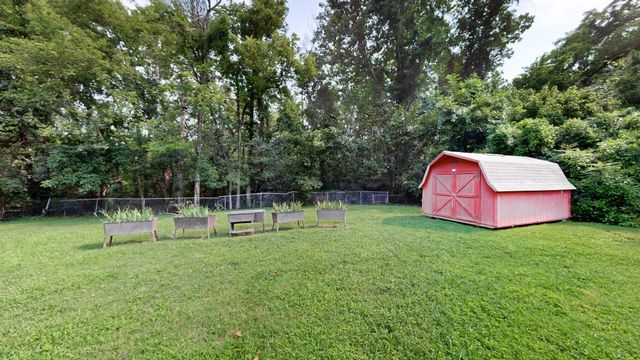 215 Maple Way, Mount Juliet, TN 37122