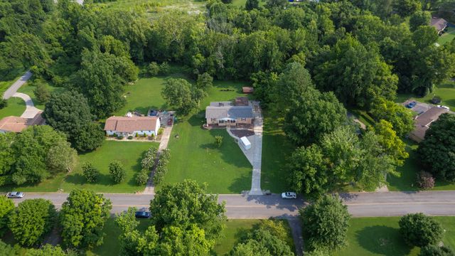215 Maple Way, Mount Juliet, TN 37122