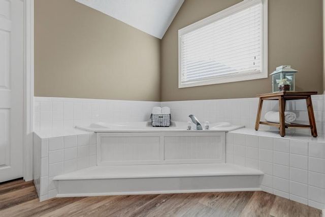 8300 W 143rd Terrace, Overland Park, KS 66223