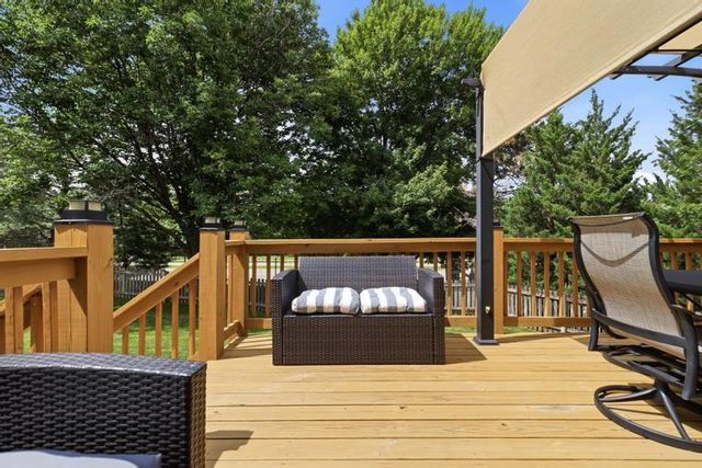 8300 W 143rd Terrace, Overland Park, KS 66223