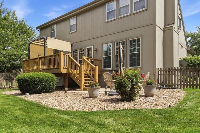 8300 W 143rd Terrace, Overland Park, KS 66223