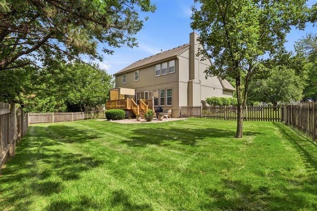 8300 W 143rd Terrace, Overland Park, KS 66223