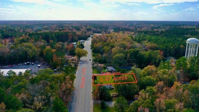 231 S Live Oak Drive, Moncks Corner, SC 29461