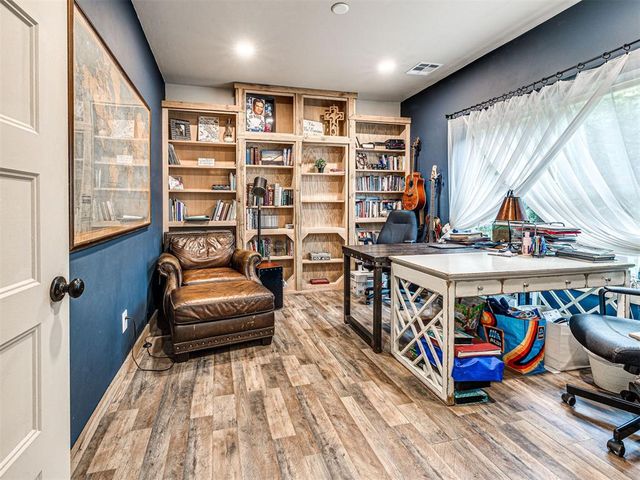 18955 S Harrah Street, Newalla, OK 74857