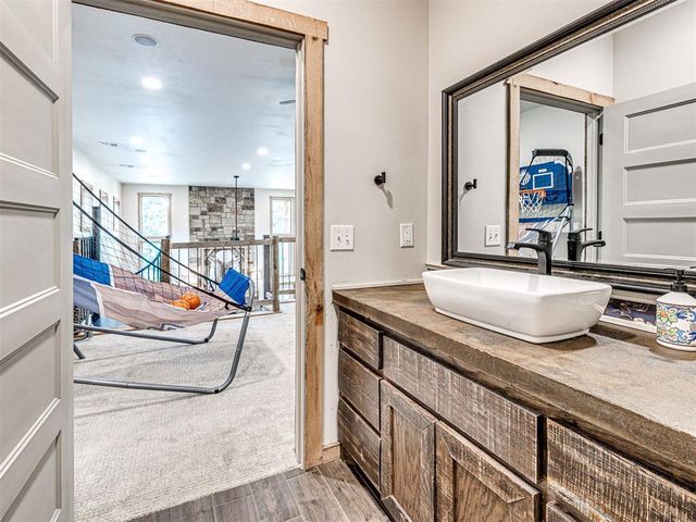 18955 S Harrah Street, Newalla, OK 74857