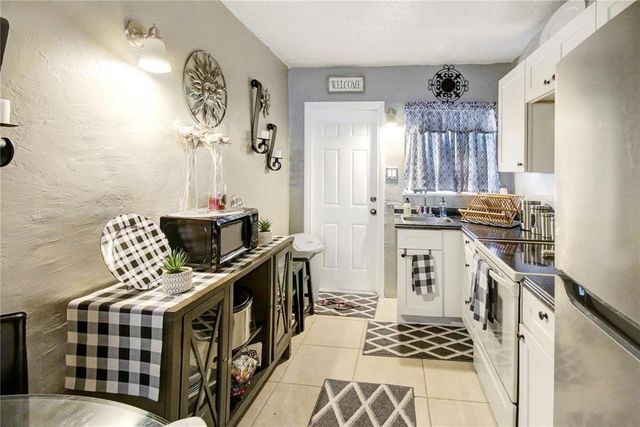 306 NE 13th Avenue, Pompano Beach, FL 33060