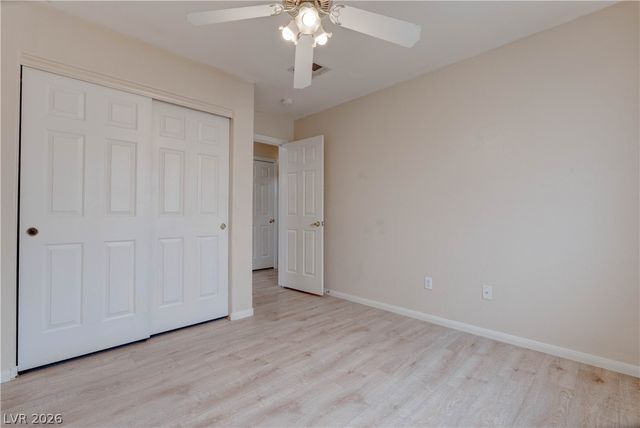 5438 Silent Path Way, North Las Vegas, NV 89031