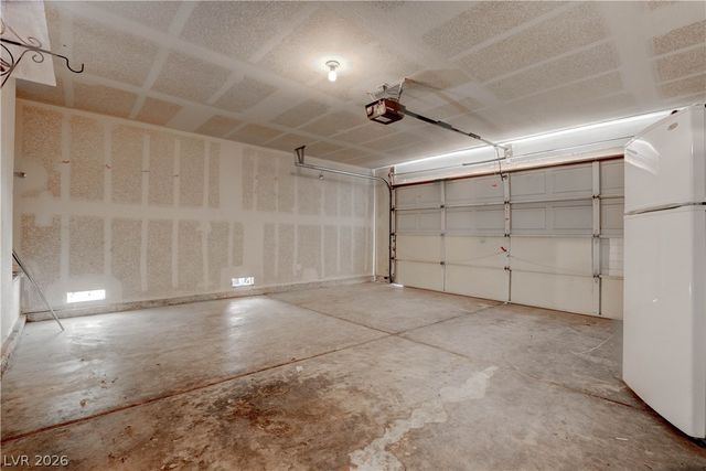 5438 Silent Path Way, North Las Vegas, NV 89031