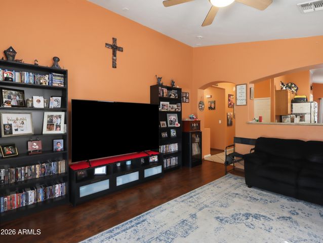 3315 W SUNLAND Avenue, Phoenix, AZ 85041