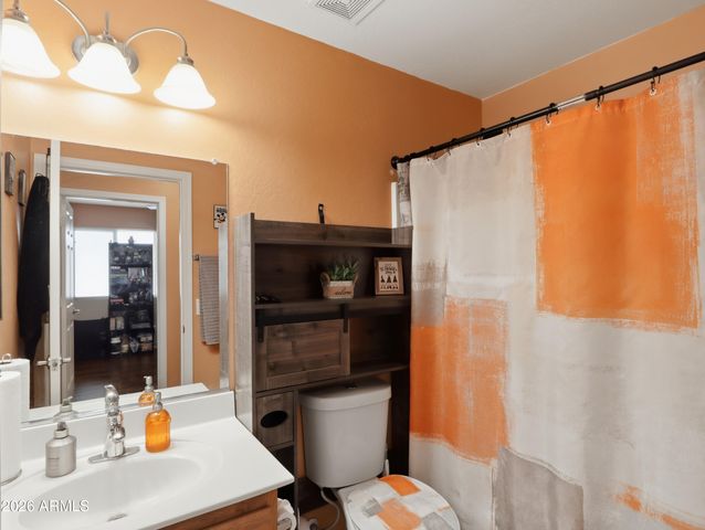 3315 W SUNLAND Avenue, Phoenix, AZ 85041