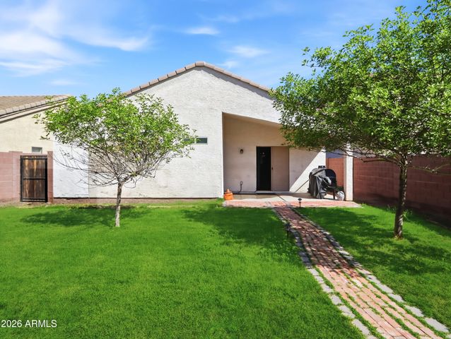 3315 W SUNLAND Avenue, Phoenix, AZ 85041