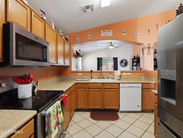 3315 W SUNLAND Avenue, Phoenix, AZ 85041