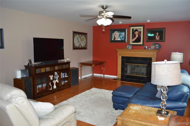 5708 Berwick Court, Independence Charter Township, MI 48346