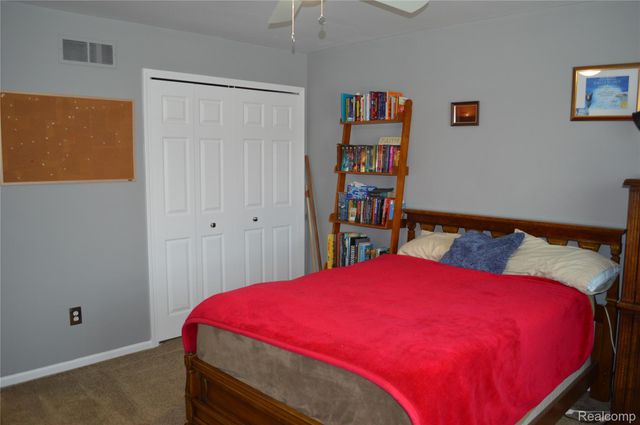 5708 Berwick Court, Independence Charter Township, MI 48346