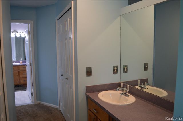 5708 Berwick Court, Independence Charter Township, MI 48346