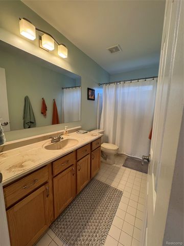 5708 Berwick Court, Independence Charter Township, MI 48346