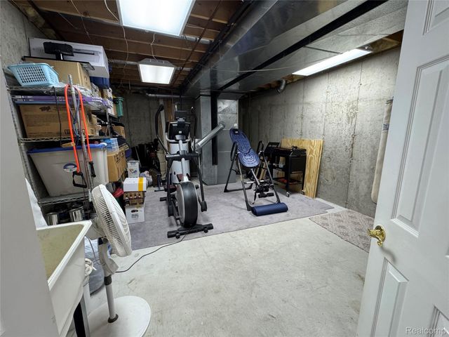 5708 Berwick Court, Independence Charter Township, MI 48346