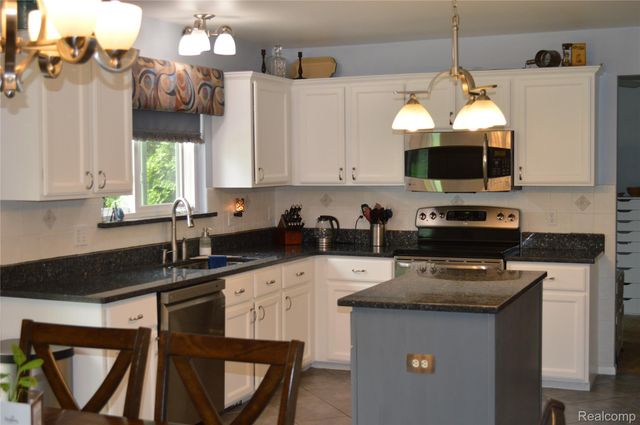 5708 Berwick Court, Independence Charter Township, MI 48346