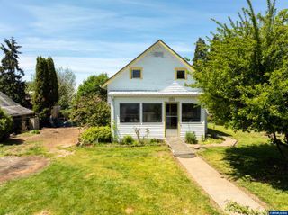 1299 41st Av, Sweet Home, OR 97386