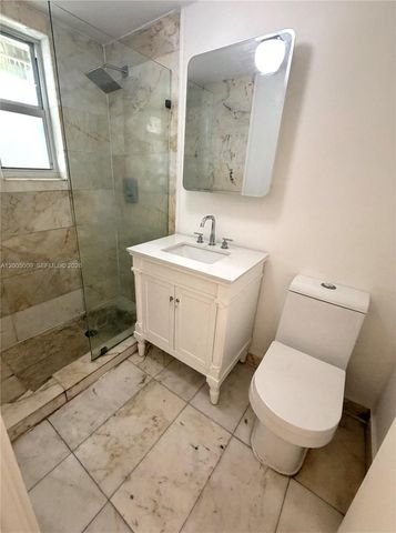 801 8th St 104, Miami Beach, FL 33139