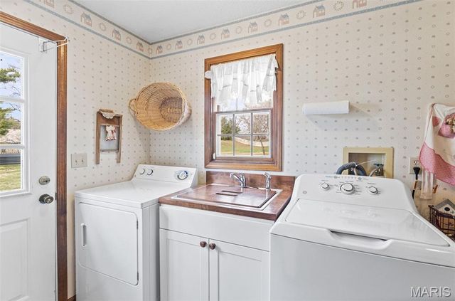 231 Westglen Drive, Glen Carbon, IL 62034