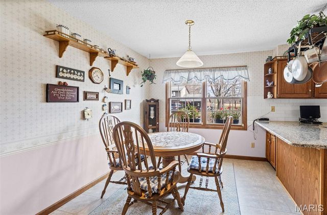 231 Westglen Drive, Glen Carbon, IL 62034