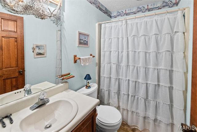 231 Westglen Drive, Glen Carbon, IL 62034