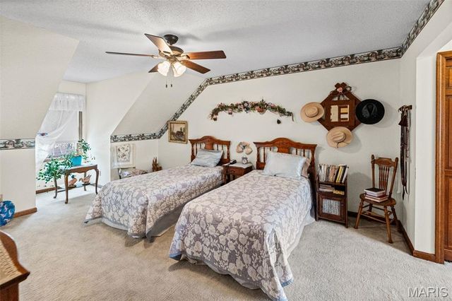 231 Westglen Drive, Glen Carbon, IL 62034