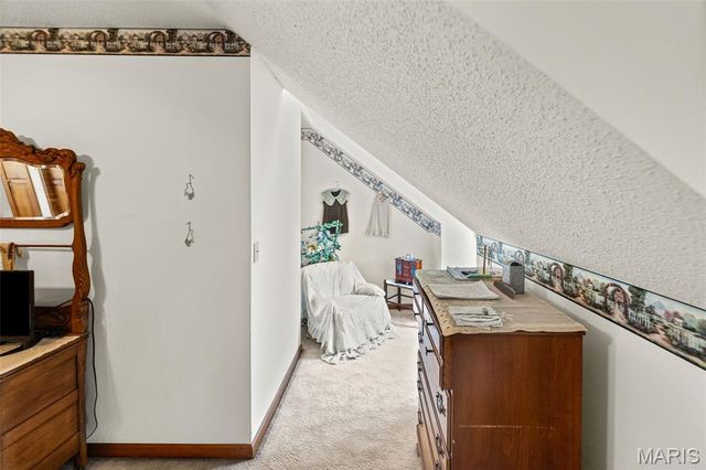 231 Westglen Drive, Glen Carbon, IL 62034