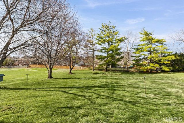 231 Westglen Drive, Glen Carbon, IL 62034