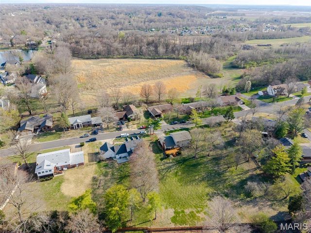 231 Westglen Drive, Glen Carbon, IL 62034