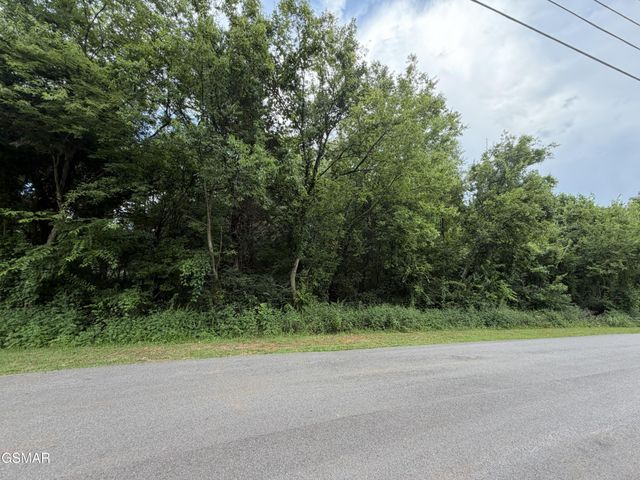 15 Sunrise Boulevard, Kodak, TN 37764