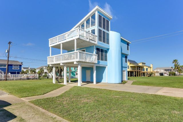 4224 Fort Bend Drive, Galveston, TX 77554