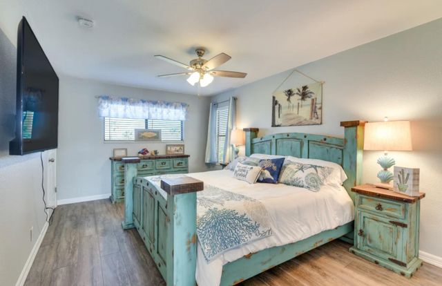4224 Fort Bend Drive, Galveston, TX 77554