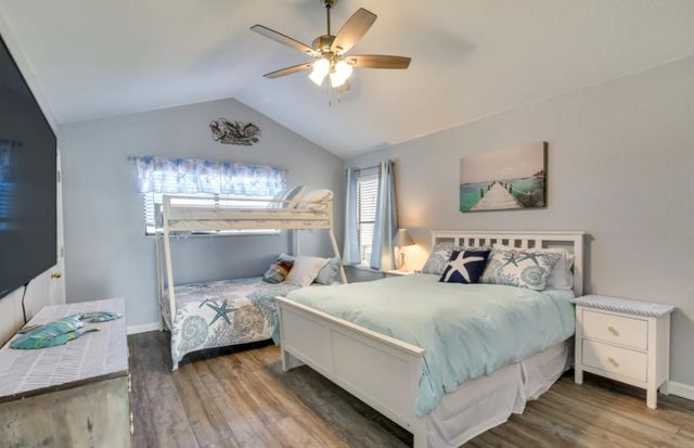 4224 Fort Bend Drive, Galveston, TX 77554