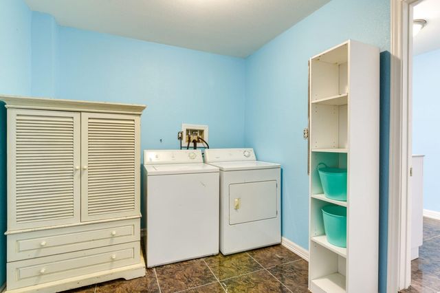 4224 Fort Bend Drive, Galveston, TX 77554