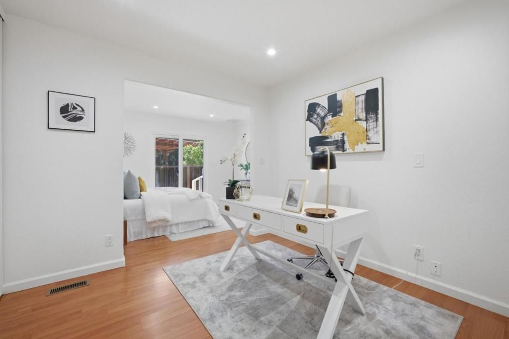 Image 17 of property listing at 3350 Woodside Lane, San Jose, CA 95121