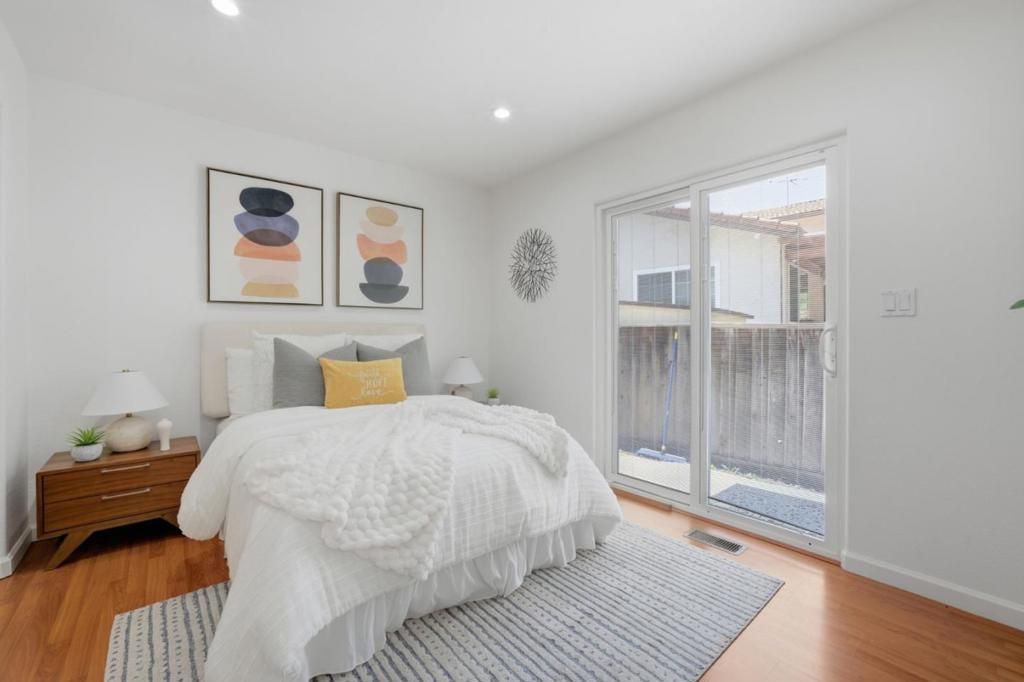 Image 21 of property listing at 3350 Woodside Lane, San Jose, CA 95121