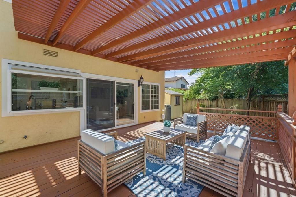 Image 31 of property listing at 3350 Woodside Lane, San Jose, CA 95121