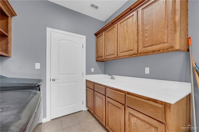 3902 Green Jay Drive, Mission, TX 78572