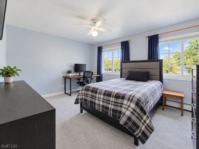 7 Perrelli Ln, Jefferson Twp., NJ 07438