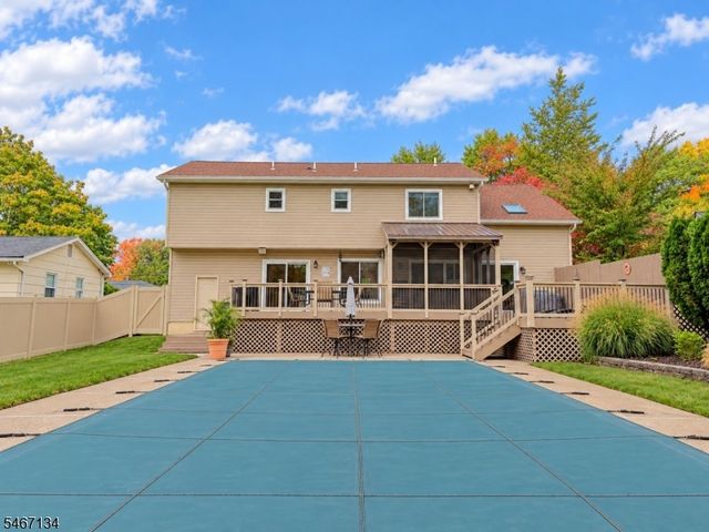 7 Perrelli Ln, Jefferson Twp., NJ 07438