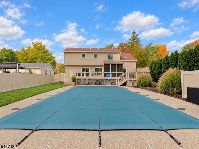 7 Perrelli Ln, Jefferson Twp., NJ 07438