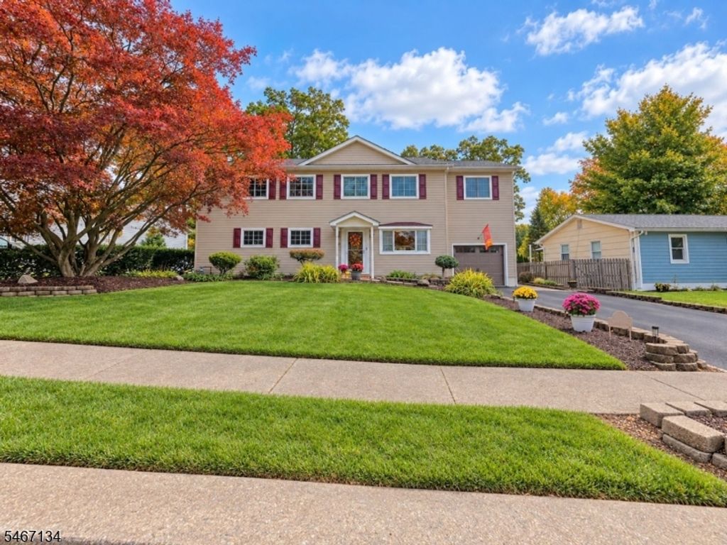 7 Perrelli Ln, Jefferson Twp., NJ 07438 — exterior
