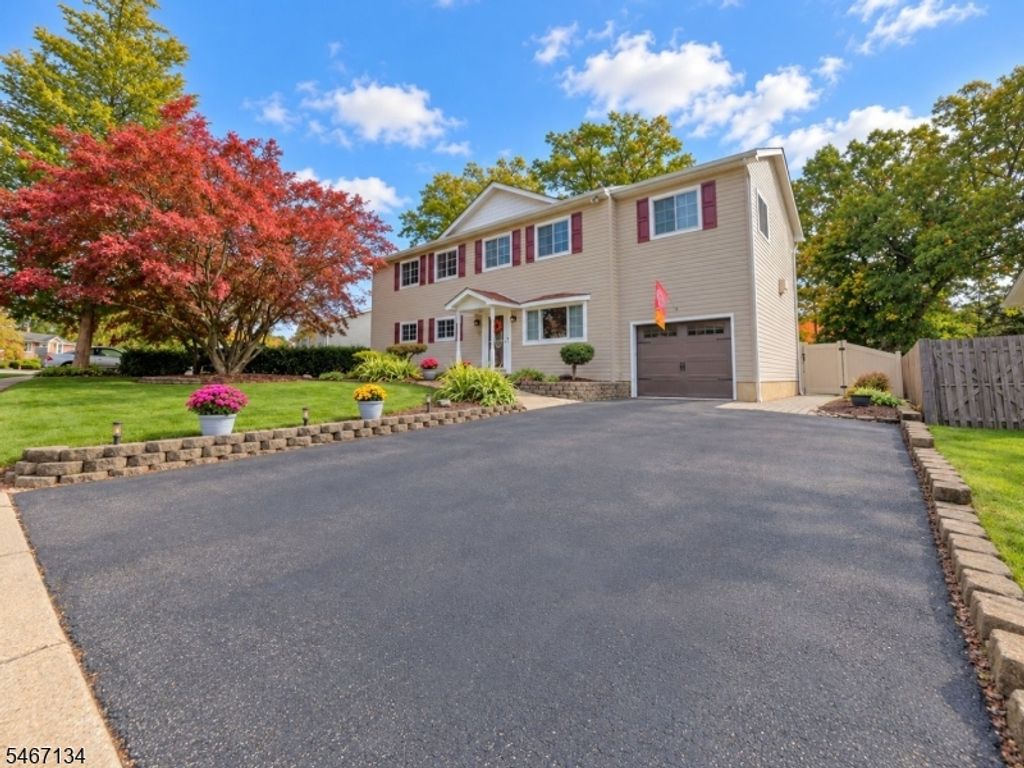 7 Perrelli Ln, Jefferson Twp., NJ 07438 — photo 4