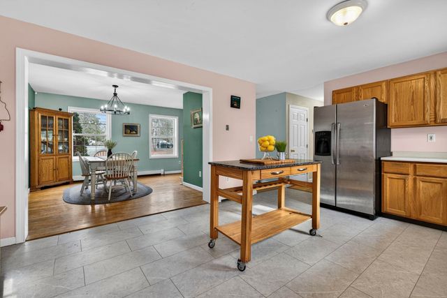 209 Dover Point Road, Dover, NH 03820