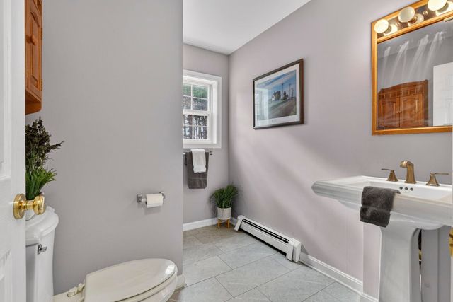 209 Dover Point Road, Dover, NH 03820